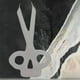 thumbnail image 2 of 3 Veladoras en forma de tijeras Blancas, 2 of 4