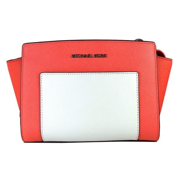 Michael Kors Selma Pocket Medium Messenger