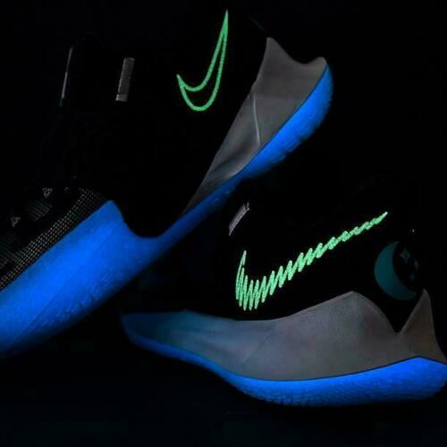 nike kyrie moon