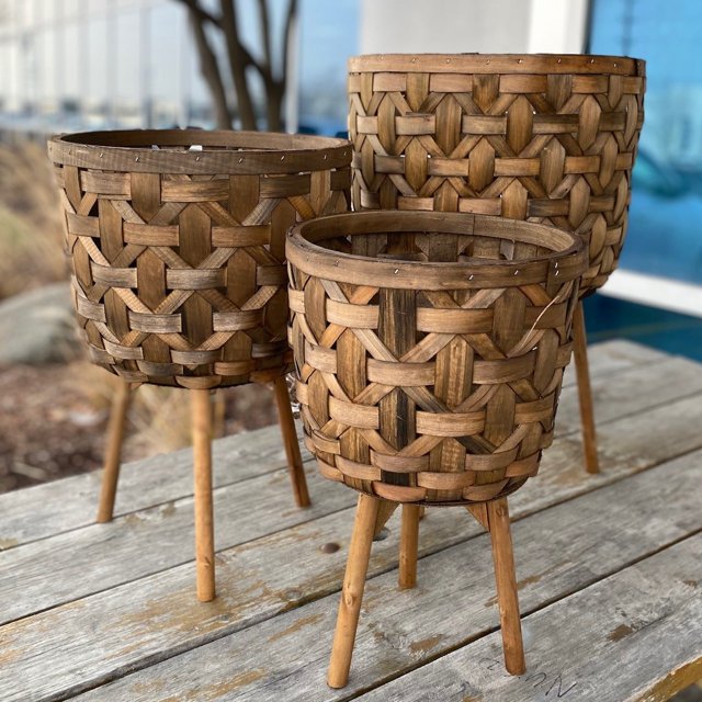 Set Of 3 Brown Woven Slat Wood Baskets On Tripod Legs Plant Stand