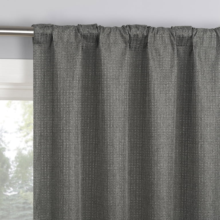 Sun Zero Vance 2-Piece Magnetic Closure 100% Blackout Back Tab