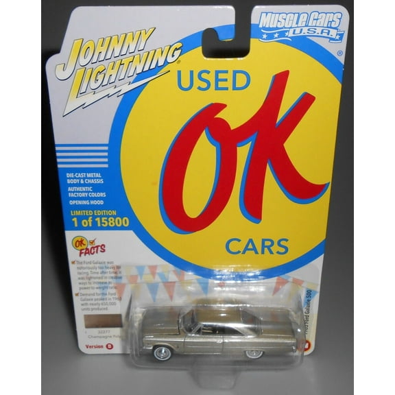 Johnny Lightning 1963 Ford Galaxie 500 Champagne Poly Muscle Cars USA 2022