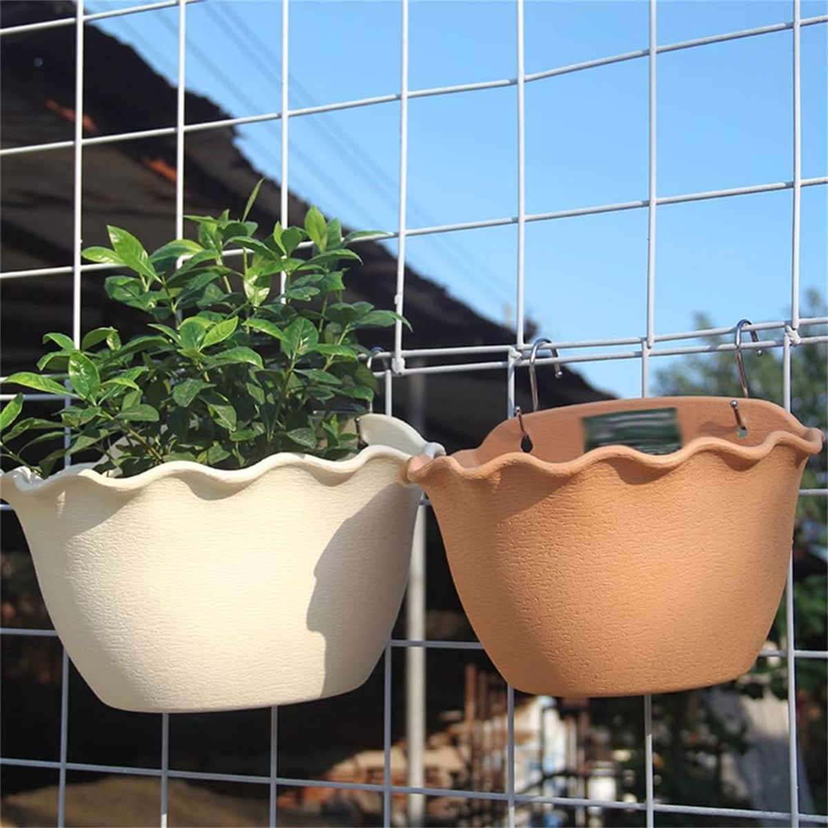 Hanging Planter with Hooks,Tutuviw 2Pcs Wall Mounted Wavy Edge Hanging Plant Pot,Chic Wave Style Wall Hanging Planter,Eco-Friendly Plastic Bucket Garden Pot for Railing Indoor Outdoor - Light Brown