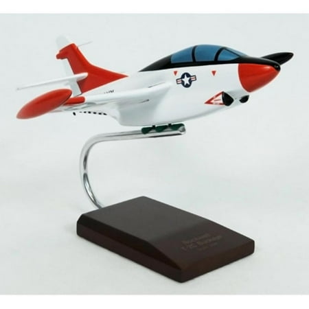 Toys and Models CT2CBT T-2C Buckeye 1/48 Scale Model