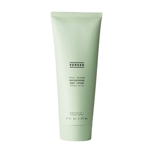 Versed Total Package Reposición de loción corporal mineral SPF 30 - Crema corporal no grasa SPF para reponer la humedad - Protección solar de óxido de zinc - Vegano (6 oz)