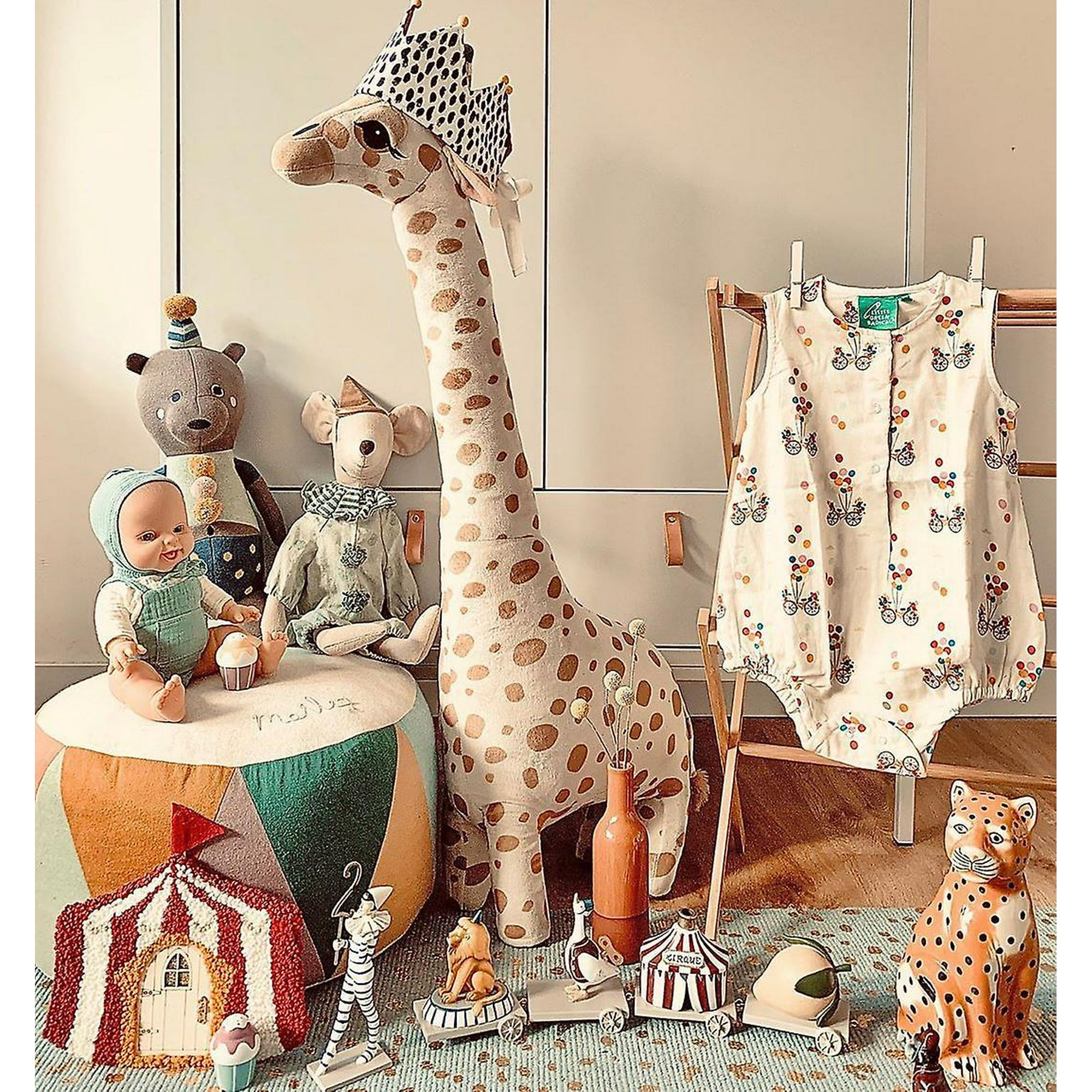 Large soft toy giraffe deals