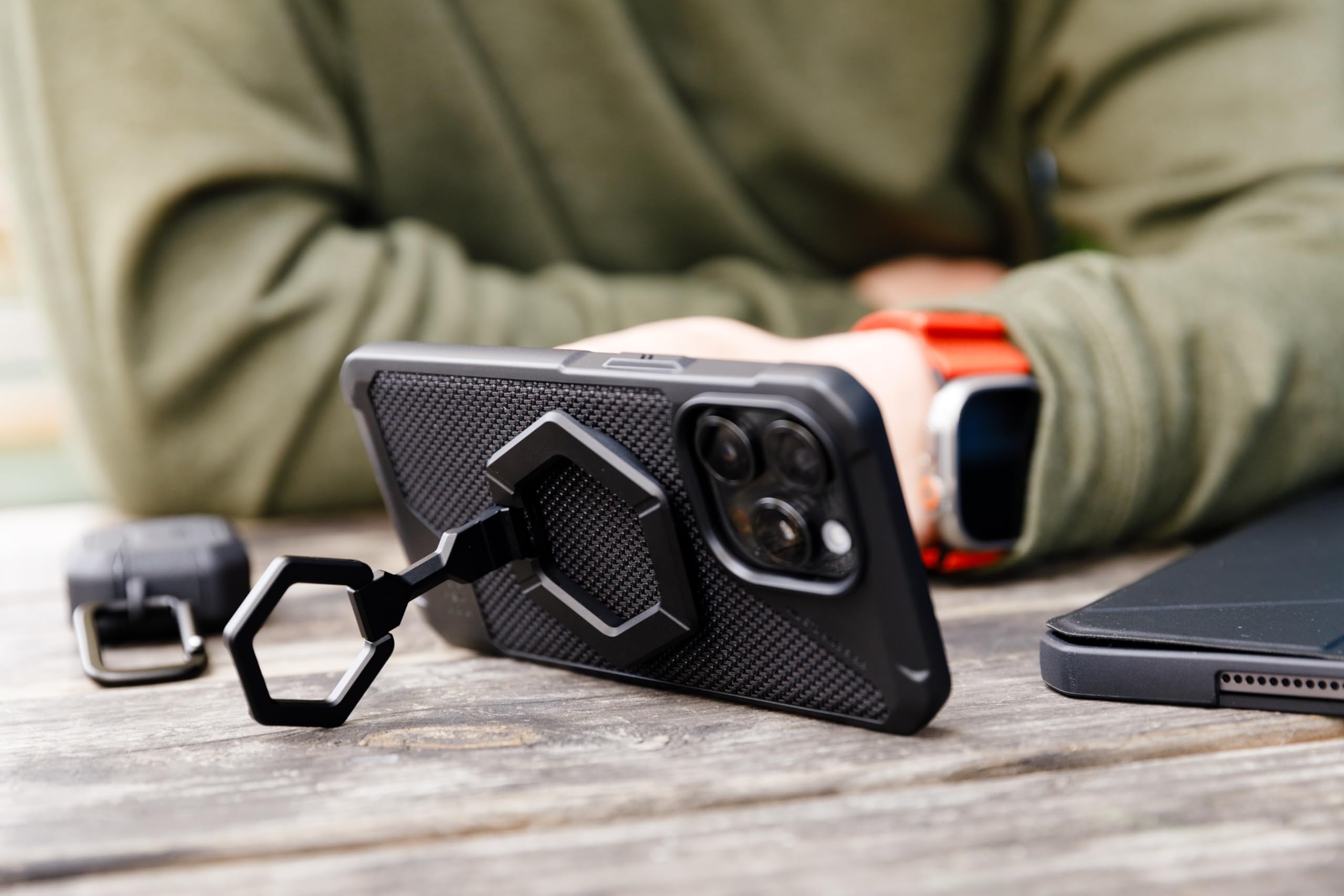 Urban Armor Gear Magnetic Ring Stand for MagSafe photo 2