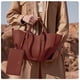 thumbnail image 3 of Bolso tote pequeño de piel color cereza negro de gran capacidad, 3 of 3