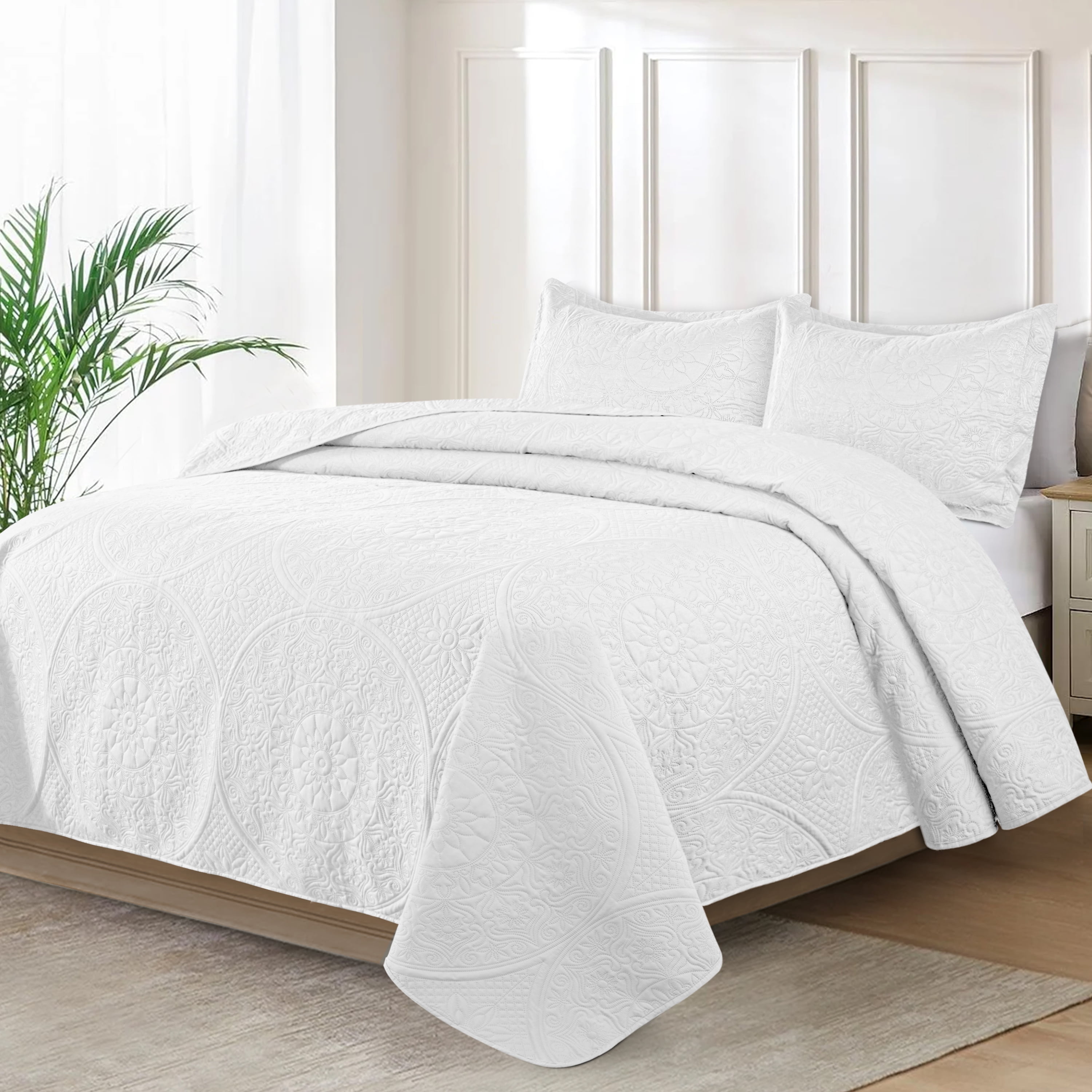 King Quilt Set - Lightweight Summer Bedspread Bedding Set for All Season, 3 Piece (1 Quilt, 2 Pillow Shams)
