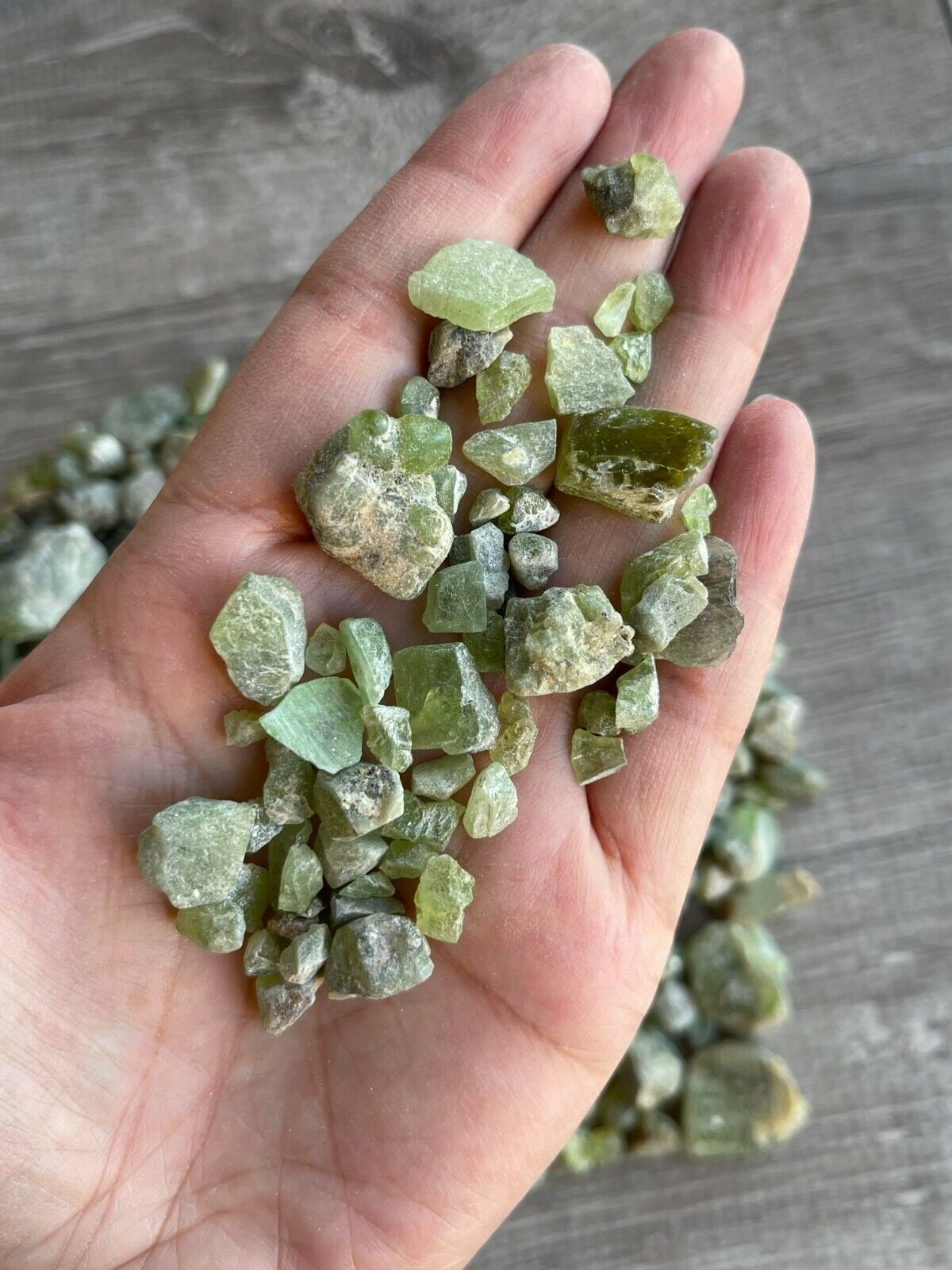 Peridot stone deals