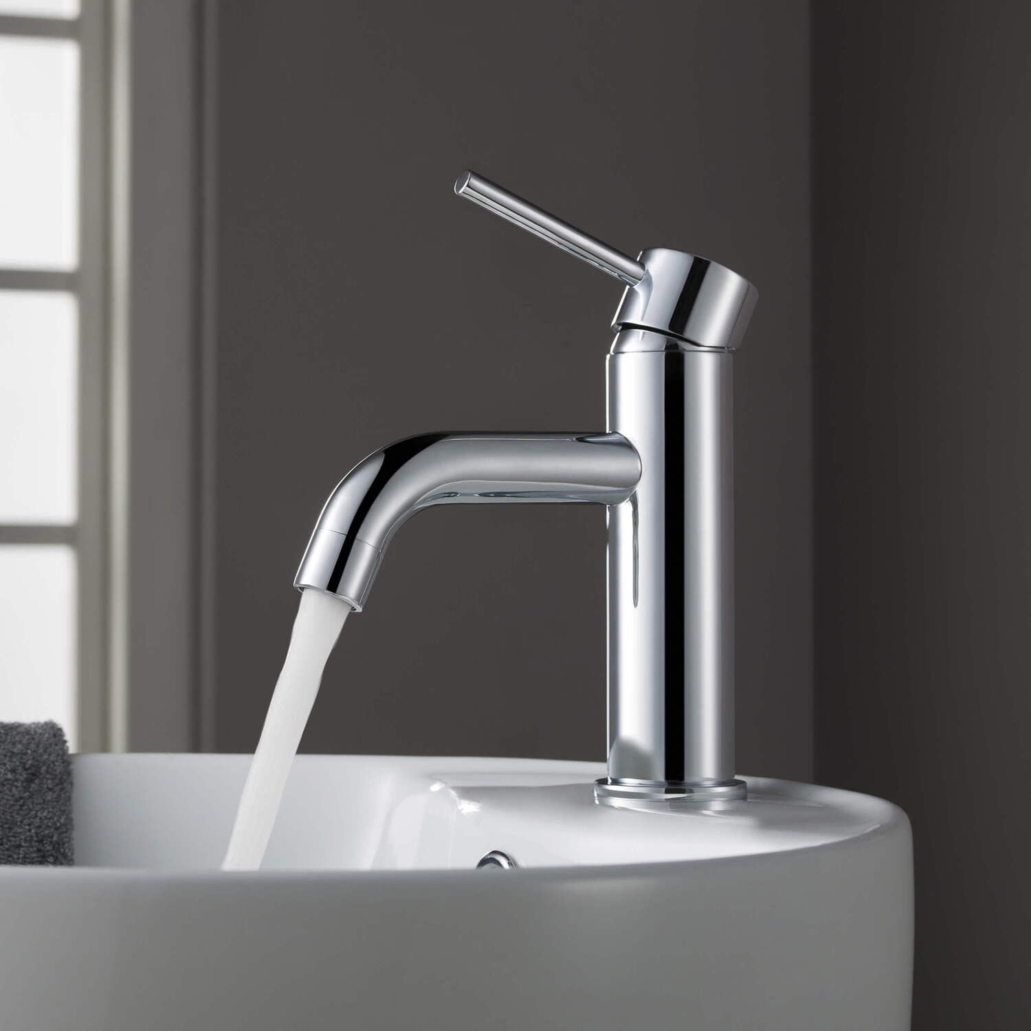 Kibi Single Handle Bathroom Sink Faucet with Pop Up Drain