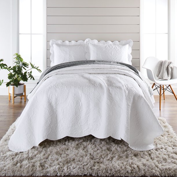 Better Homes and Gardens Paisley Medallion King Quilt