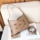 thumbnail image 3 of Primavera 2025 nueva moda Retro Hollow Kink bolso tejido geométrico de cuero de alta gama bolso de mujer bandolera de un solo hombro, 3 of 4