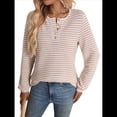 thumbnail image 2 of Camiseta Informal de Punto de Larga con Cuello Redondo y Botones A Rayas para Mujer Albaricoque M, 2 of 10
