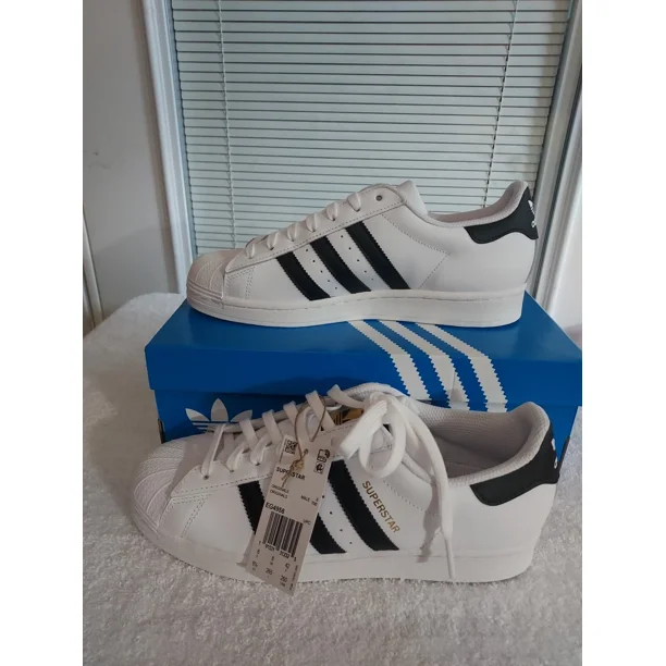 NWT Ad-id-as SIZE 8.5 MEN ??WHITE/BLACK?? SUPERSTAR?? SNEAKERS