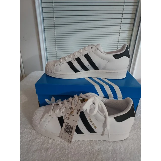 NWT Ad-id-as SIZE 8.5 MEN ??WHITE/BLACK?? SUPERSTAR?? SNEAKERS