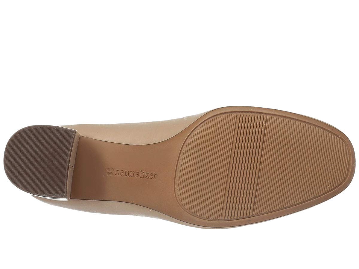 naturalizer whitney taupe