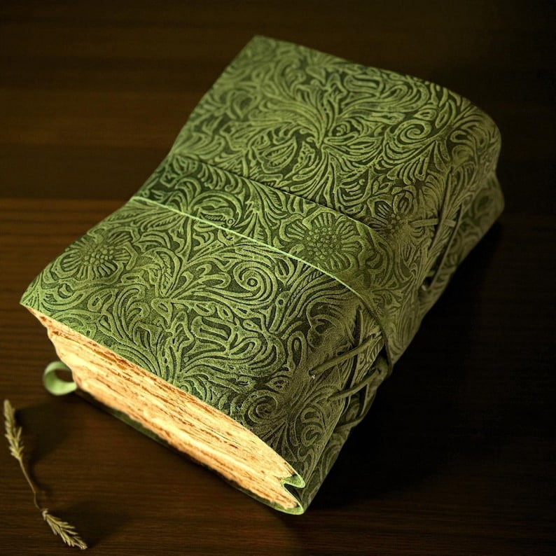 Handmade Green Leather Journal with Floral Embossing – 5x7 Inch Vintage Notebook, 200 Pages of Handmade Paper, Wrap Closure – Writing, Sketching & Gift Diary