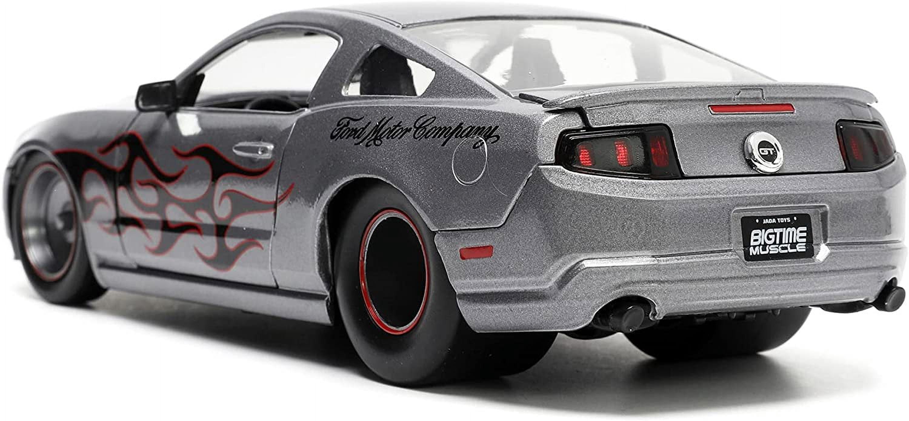 Jada Toys Big Time Muscle 1:24 2010 Ford Mustang GT Die-cast Car, Toys for Kids and Adults(Selections May Vary)
