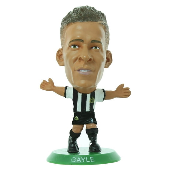 SoccerStarz SOC1133 Newcastle Dwight Gayle Classic Home Kit