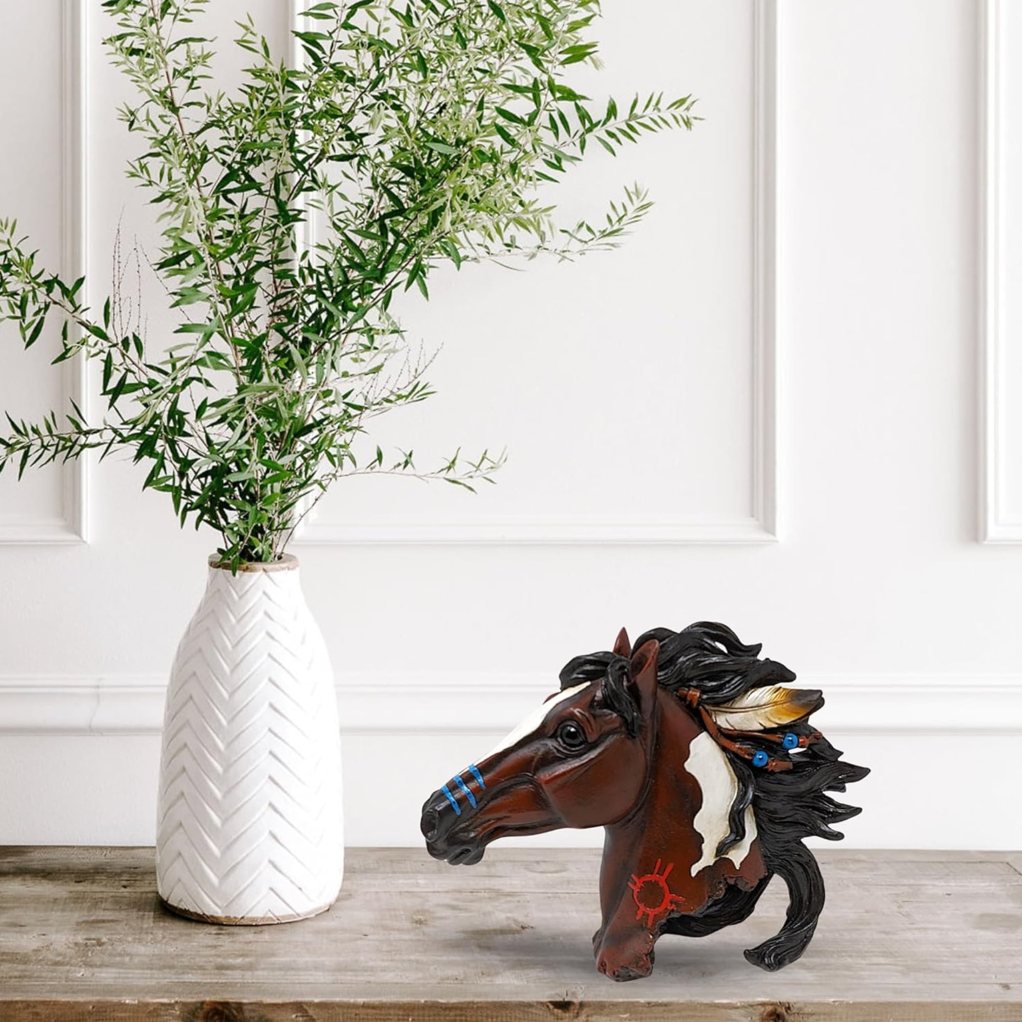 Horse Head Statue with Feathers – Rustic Western Bust Decor for Shelf or Desk – Cowboy & -Inspired Resin Figurine – Boho Equestrian Accent for Home or Office