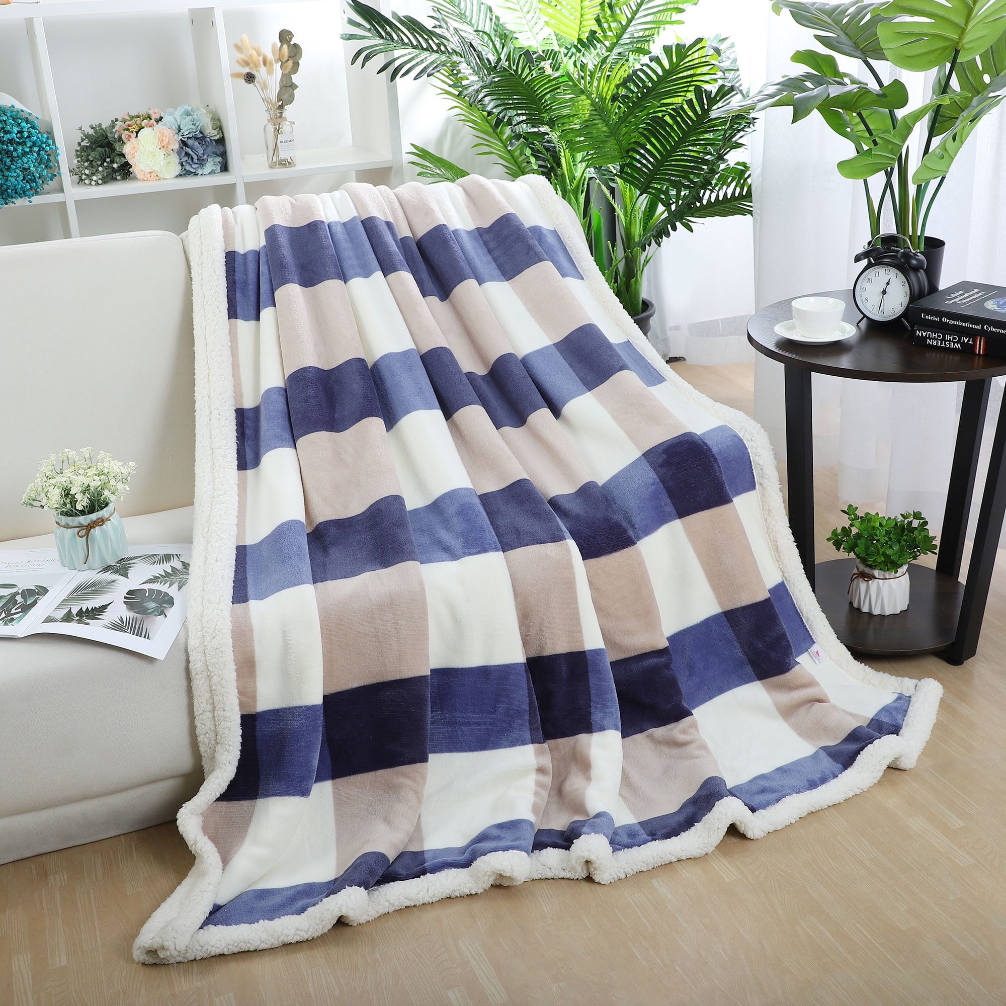 Soft Plush Fleece Plaid Blanket with White Berber Reversible Fuzzy Bed