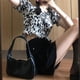 thumbnail image 4 of Vestido mini de mezclilla negro de cintura alta estilo coreano INS vintage de primavera y verano para mujer, falda adelgazante de corte A que cubre la cadera, a la moda, 4 of 5