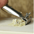 thumbnail image 5 of Grattoir à peinture de qualité supérieure, lame en carbure robuste de 2 pouces, grattoir à usage général pour enlever la peinture, le vernis, le bois et la colle, 5 of 5