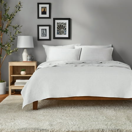 Mainstays White Garment Washed Stripe Microfiber Quilt, Adult, King