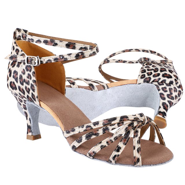 Latinshoes, zapatos latinos suaves y cómodos de una claridad notable