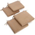 thumbnail image 1 of Coussin de Chaise en Polyester 20 Pouces par 19 Pouces (Ensemble de Quatre), 1 of 2