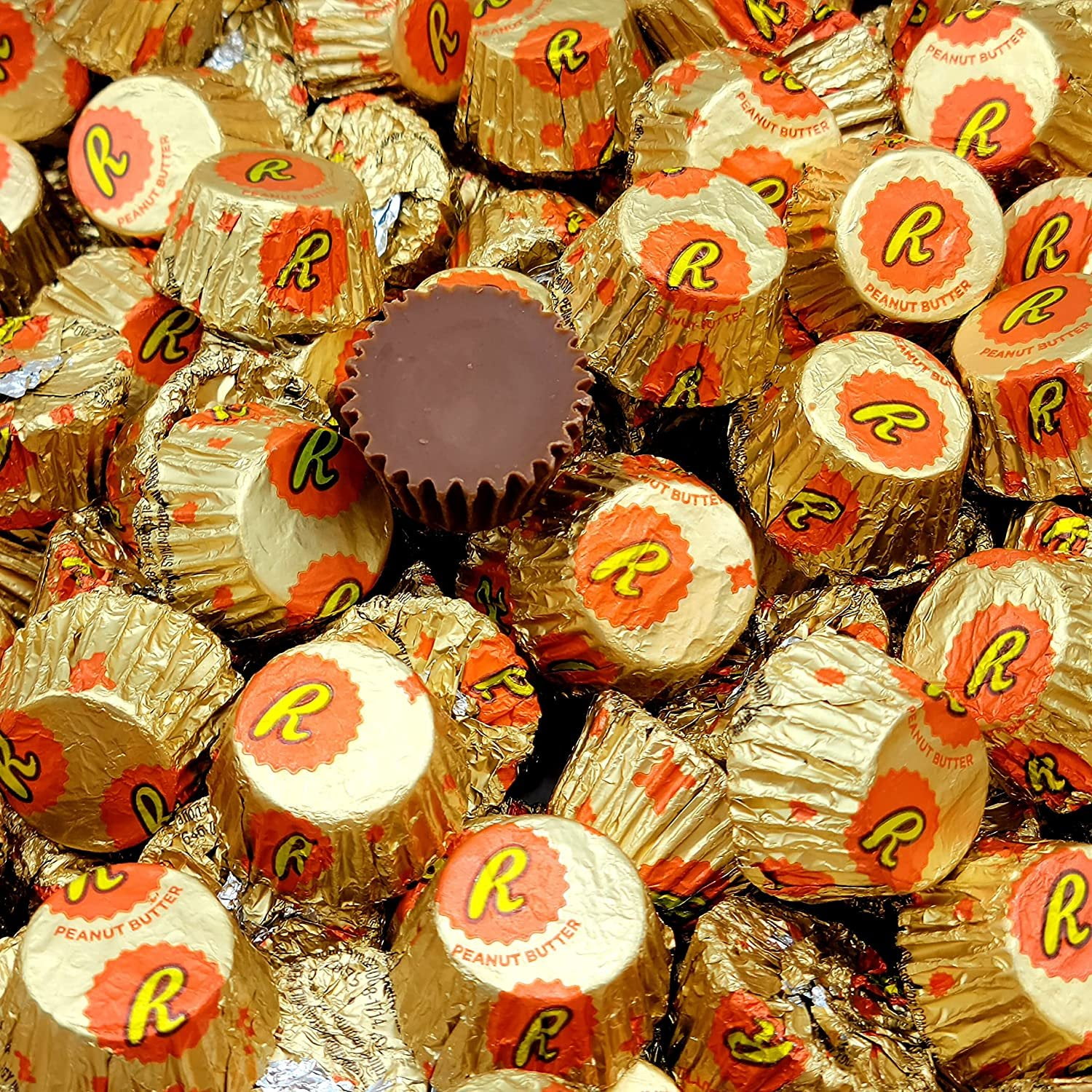 Reeses Peanut Butter Miniature Cups - Smooth Peanut Butter and Rich Milk Chocolate -individually wrapped  Bulk Pack 1 Pound
