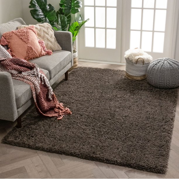 Well Woven Super Soft Faux Fur Shag Area Rug Plush Microfiber Thick