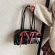 thumbnail image 4 of Bolso Grande de Cuero para Mujer Likrtyny Bolso de Hombro de PU con Múltiples Bolsillos, 4 of 9