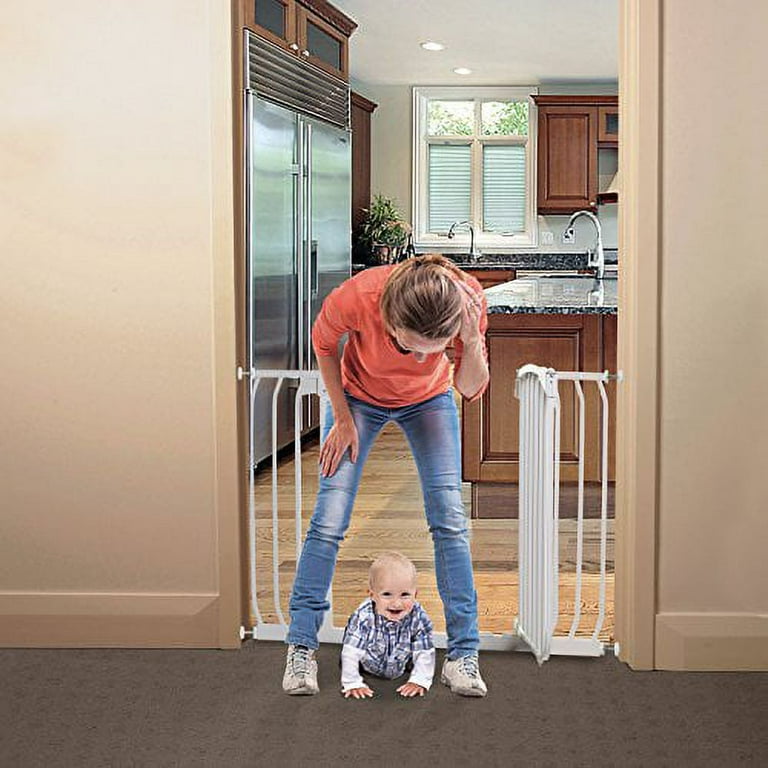 Dreambaby Chelsea Extra Wide Auto Close Security Gate in White Walmart