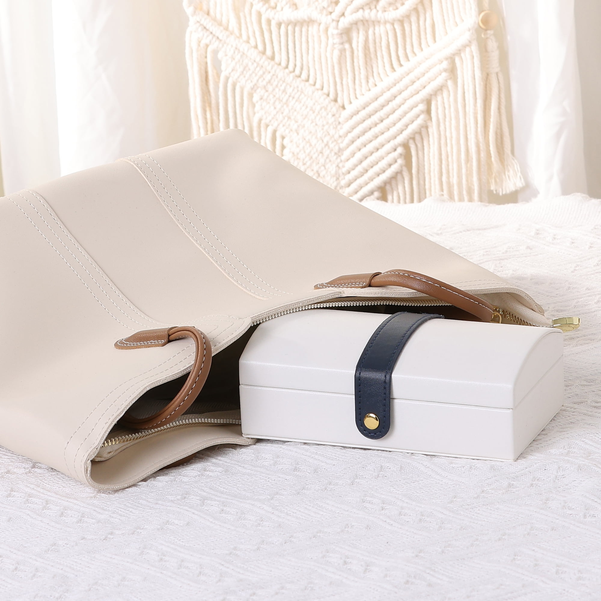 Unique Bargains Jewelry Box Small Portable PU Leather Jewelry Organizer Case Storage White