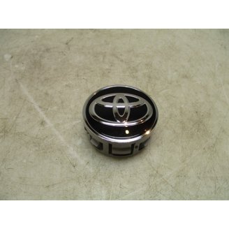 Pre-Owned 2023 Toyota BZ4X Wheel Center Cap OEM - Verify Specific