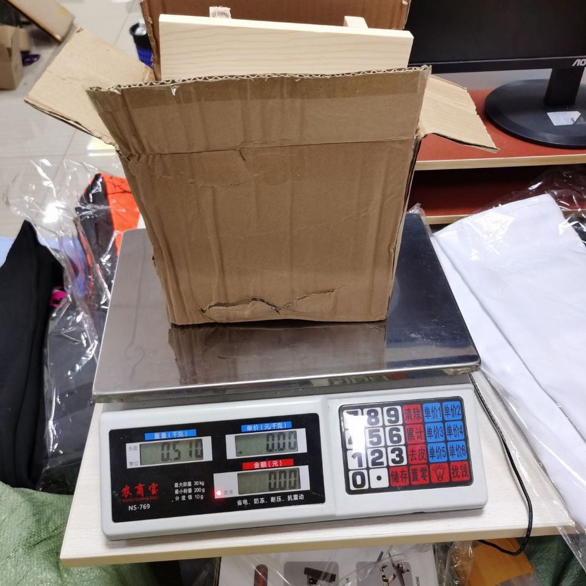 VALSEEL Bird Feeder Feeding Station for Feeding Solid Wood Feeder Feeding Station Nade ofWood Feeder