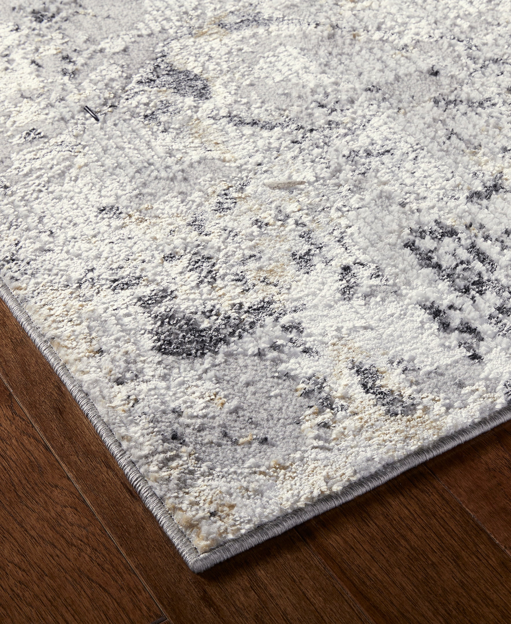 TOWN & COUNTRY LUXE Opaline Bold Marble Area Rug with Glam Metallic Ribbed Texture Pile, Charcoal Grey, 7'10"x10'2"