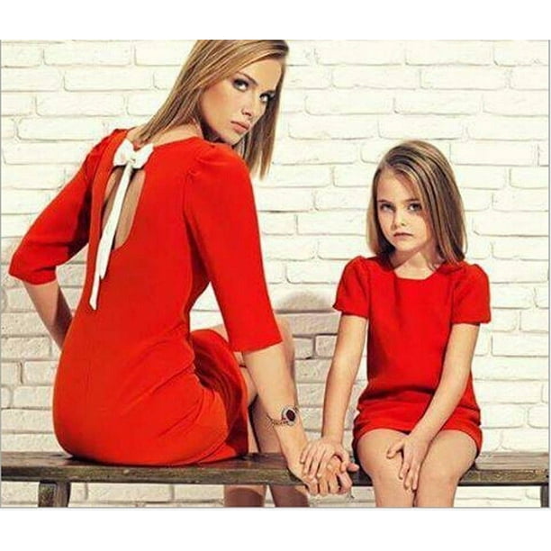 Hot hotsell mom clothes