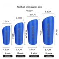 thumbnail image 2 of Protector de piernas de fútbol con forma de panal, engrosado, con tablero de enchufe fijo, transpirable, para deportes, correr, con enchufe, para hombre, 2 of 6