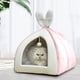 thumbnail image 2 of Cama cueva para mascotas (perros y gatos) para uso interior y exterior | Tienda de campaña cálida y cerrada con cojín extraíble | Hábitat portátil para mascotas pequeñas (28 x 28 x 29 cm), 2 of 7