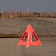 thumbnail image 5 of 1 juego de triángulos reflectantes de plástico para seguridad vial, útil señal de advertencia para coche., 5 of 8