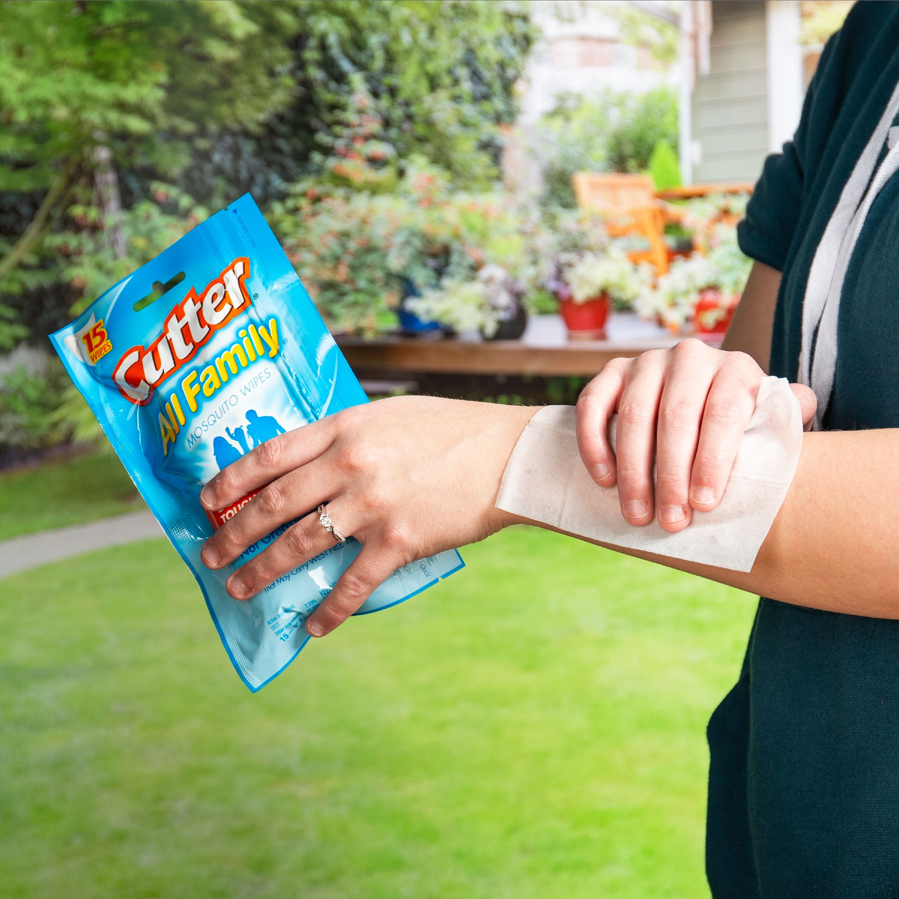 insect net Cutter All Family Mosquito Wipes Insect Bug Repellent Wipes