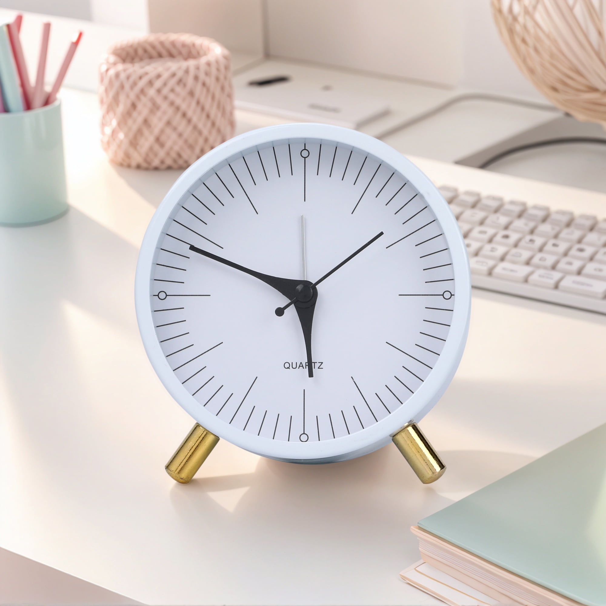 Unique Bargains 1pc Silent Operation Mechanical Alarm Clock 4.3" x 2.2" x 4.5" White