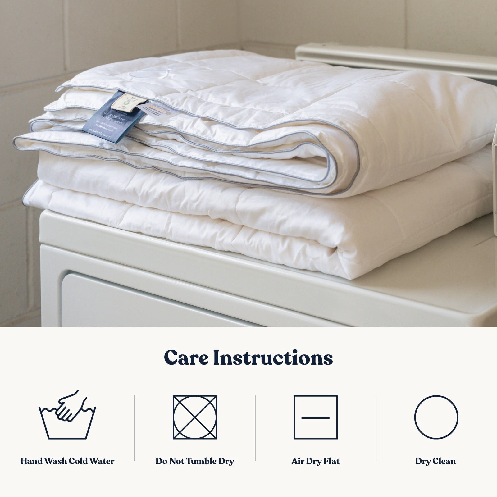 Delara Queen Size Wool Comforter Duvet Insert 88"x92" - Ultra-Soft GOTS Certified 100% Organic Cotton Fabric Summer Spring Merino Wool Comforter, 200 GSM Lightweight Warmth