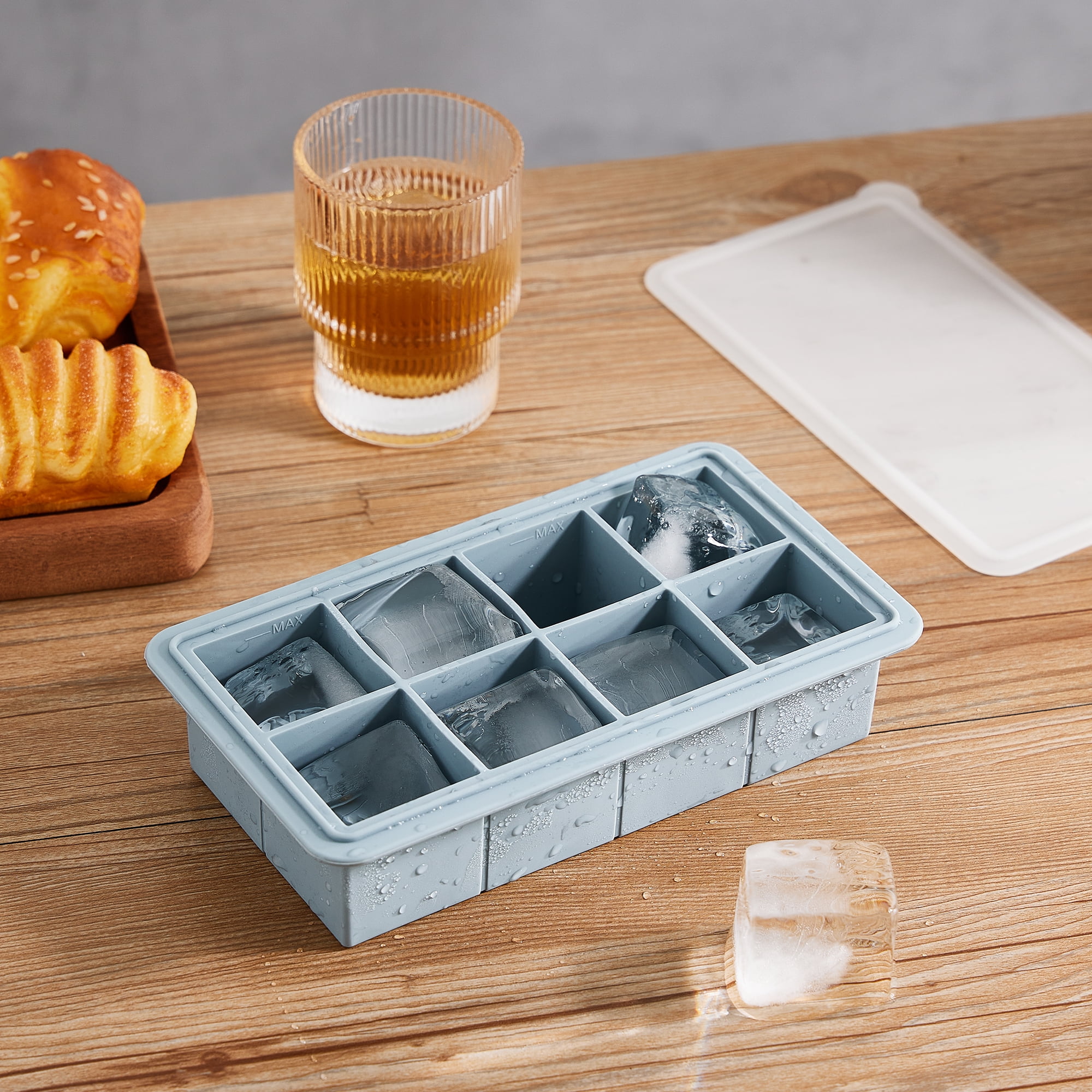 Cook with Color Ice Cube Tray with Lid, Gray