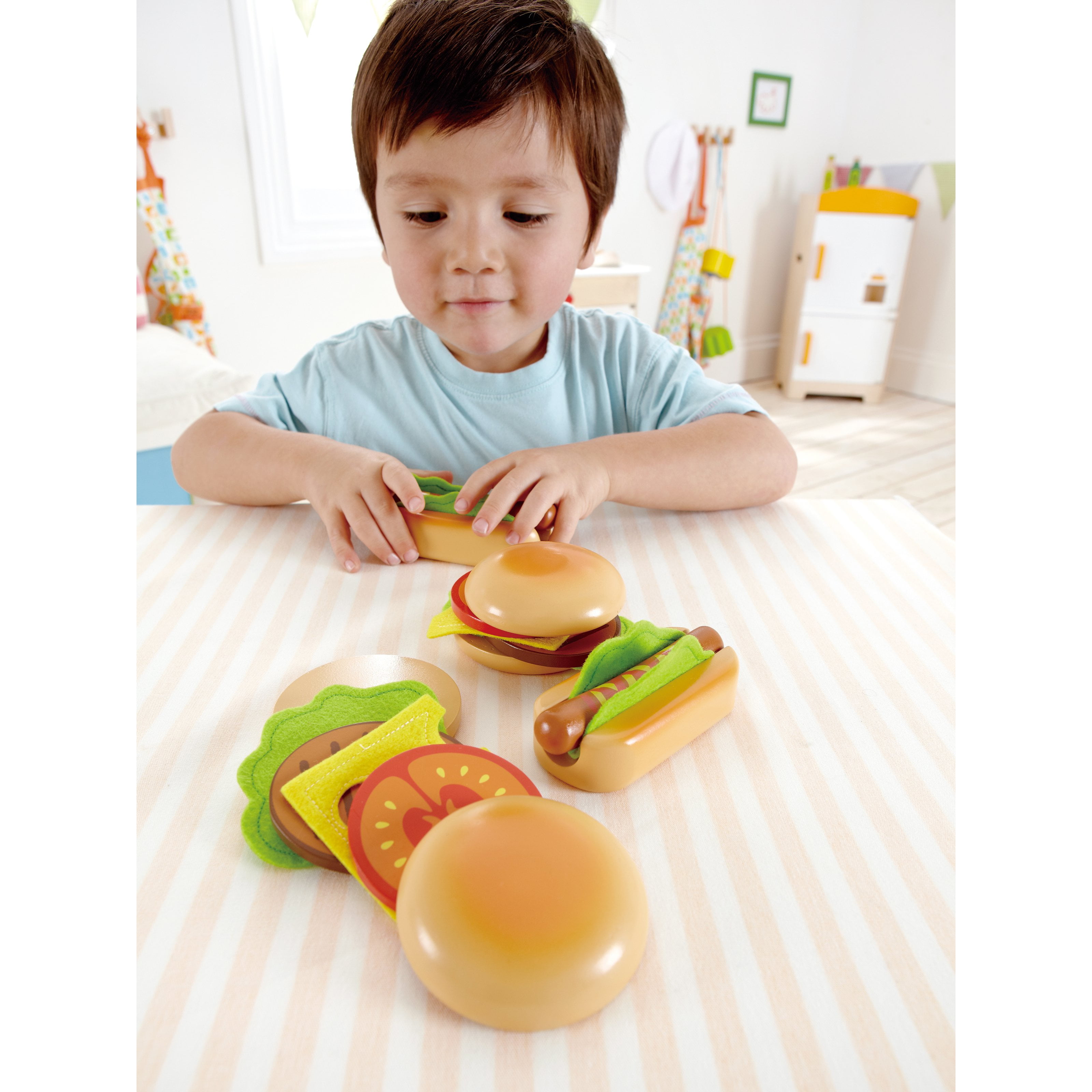 hape hamburgers and hotdogs