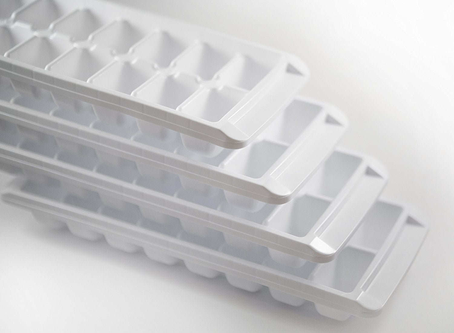Kitch Fix Easy Release White Plastic Ice Cube Tray, 16 Cube Trays, Pack of 4