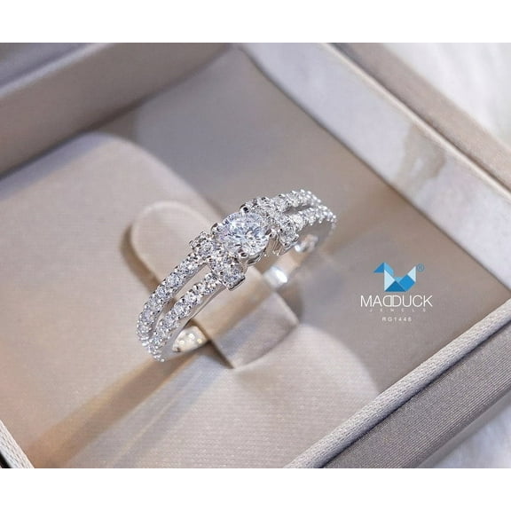 0.23 Cts Cubic Zirconia / Sterling Silver 925 Ring / Rhodium plated Nickel-Free / MadDuckJewels RG1446 / Thailand Jewelry